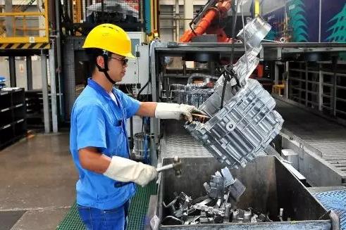 法士特：邁向齒輪行業(yè)&ldquo;冠軍之路&rdquo;