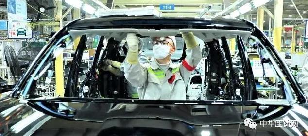 【簡(jiǎn)訊】廣東鴻圖子公司進(jìn)入特斯拉供應(yīng)商體系；云海金屬為蘋(píng)果、華為一級(jí)供應(yīng)商；萬(wàn)里揚(yáng)自動(dòng)變速器項(xiàng)目開(kāi)工